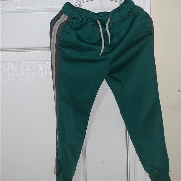 Gymboree Tracksuit - Picture 2 of 2